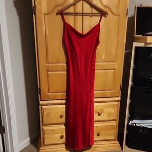 Chic Scarlet Maxi Dress